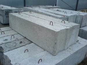 Блоки ФБС и бетон м 300, как строительные материалы обширной сферы применения